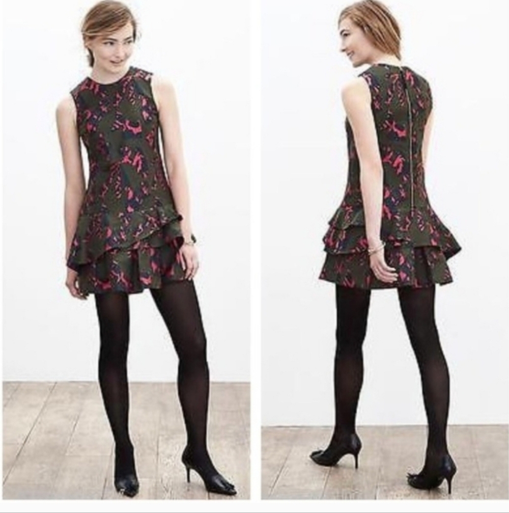 Banana Republic Jigsaw Jacquard Drop Waist Ruffle Dress Womens Size 8 Cocktail